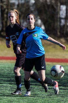 Bild 120 - B-Juniorinnen SV Henstedt-Ulzburg - MTSV Olympia Neum�nster : Ergebnis: 0:4